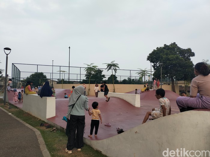 Viral Banyak Bocil di Skate Park, Siapa Salah Kalau Ada yang Ketabrak?